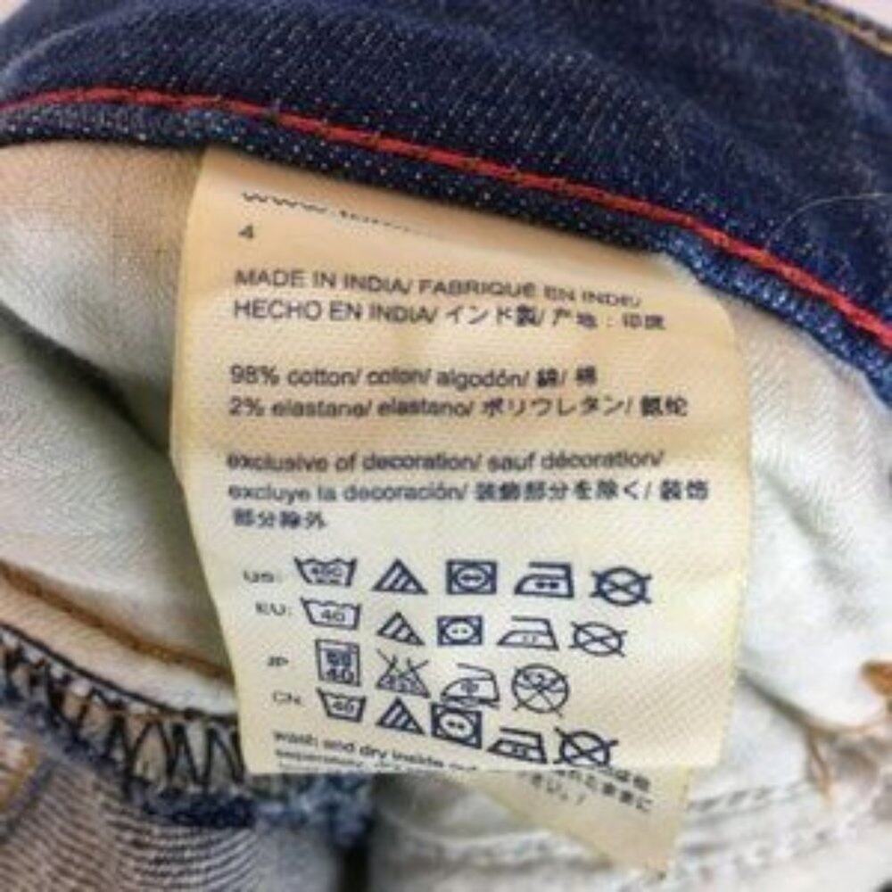 Tommy Hilfiger Distressed Boyfriend Jean size 4 - Picture 8 of 8